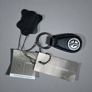 NWT GIANI BERNINI Black Nappa Leather Key Ring
